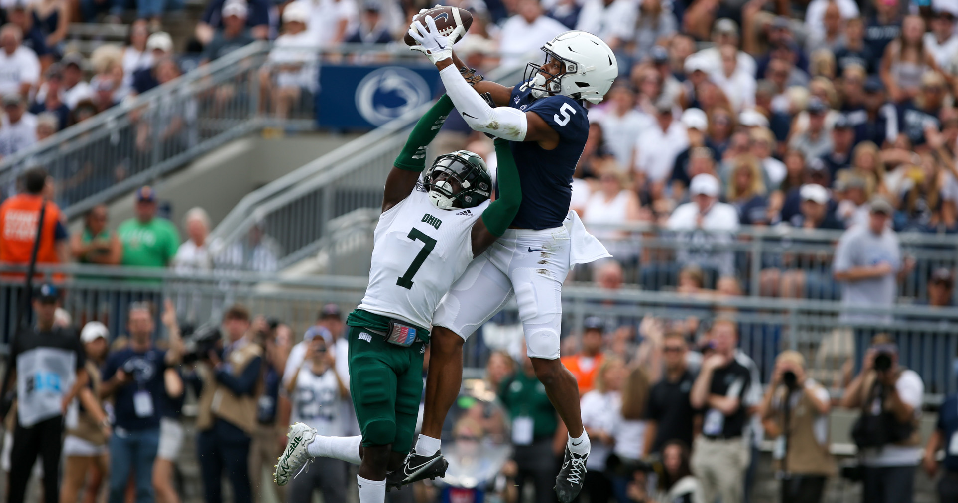 Wide receiver Mitchell Tinsley