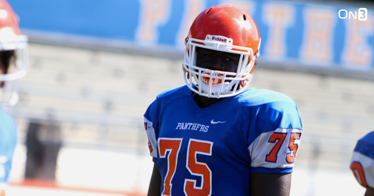 2024 OL Jordan Floyd hearing from multiple major programs