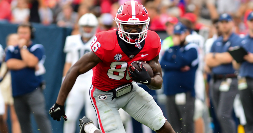 Kirby Smart praises young Georgia pass catchers