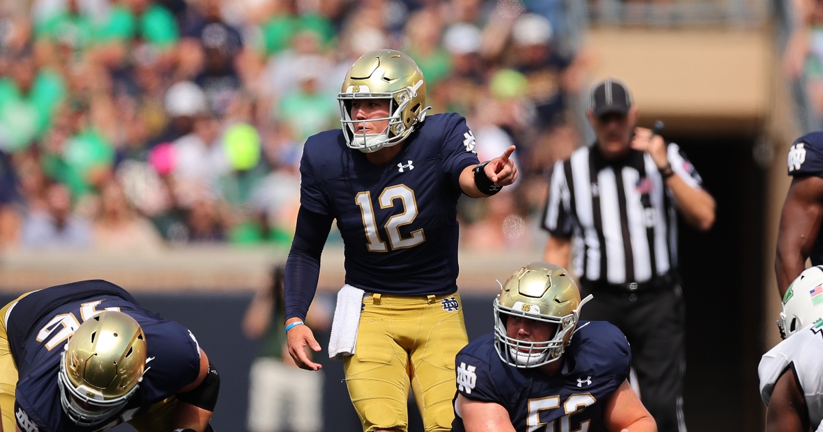 Notre Dame quarterback Tyler Buchner enters transfer portal