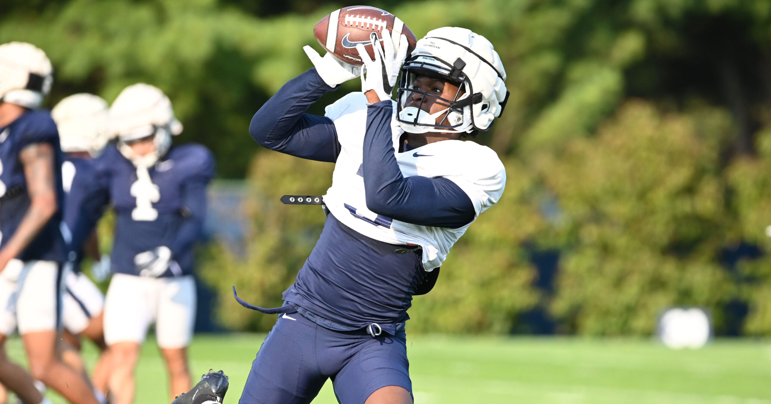 Wide receiver Anthony Ivey