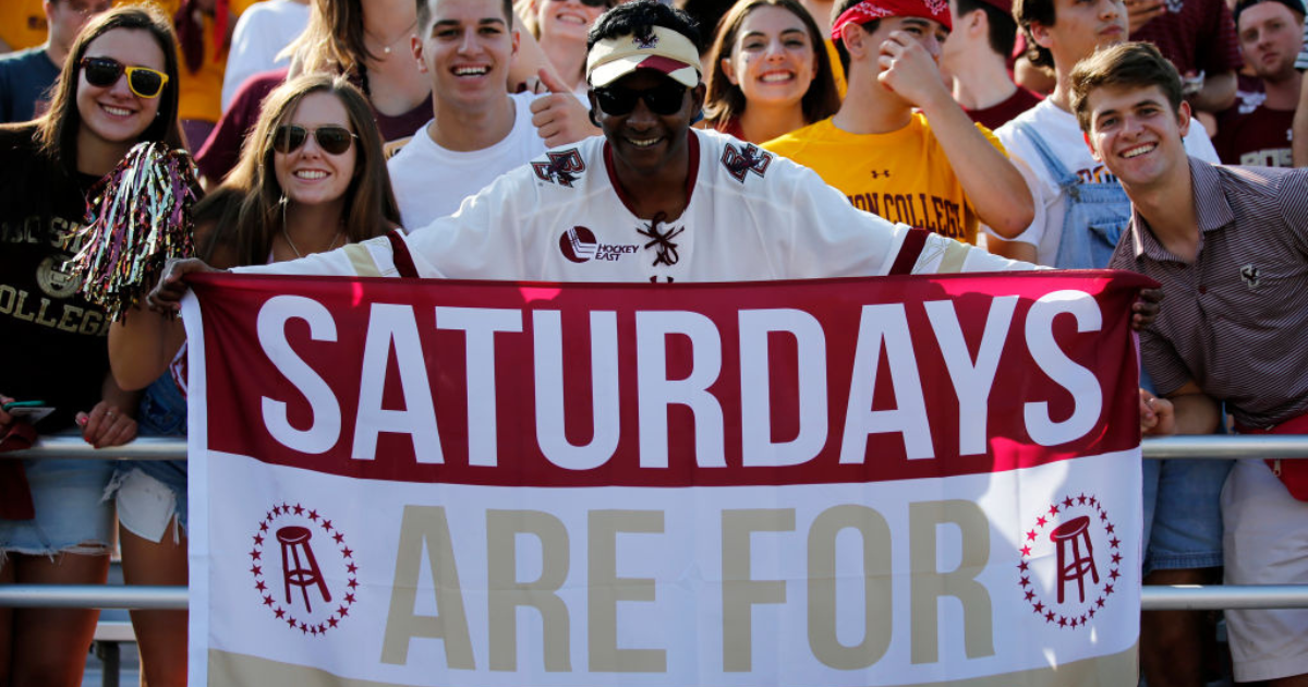 Barstool's TwoYay joins crowded market, not only aimed at NIL