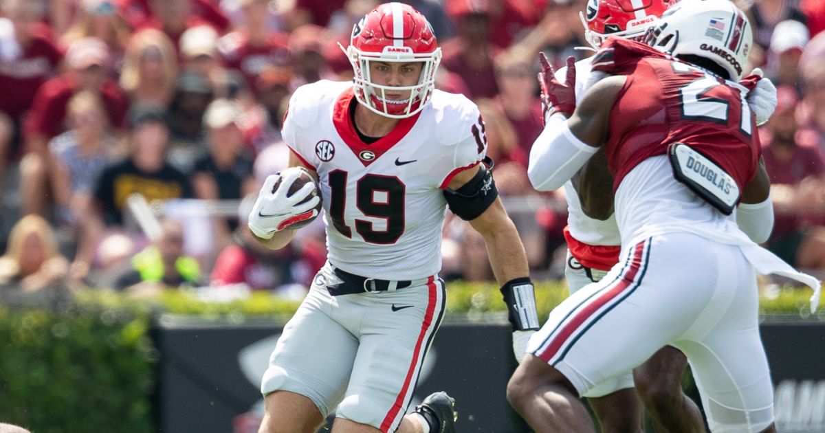 Brock Bowers named SEC Offensive Player of the Week