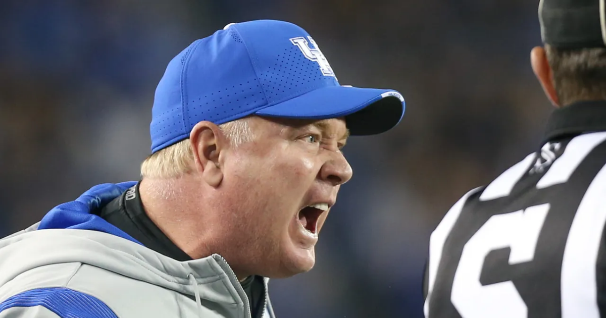 Mark Stoops had to throw Deone Walker out of Saturday's scrimmage