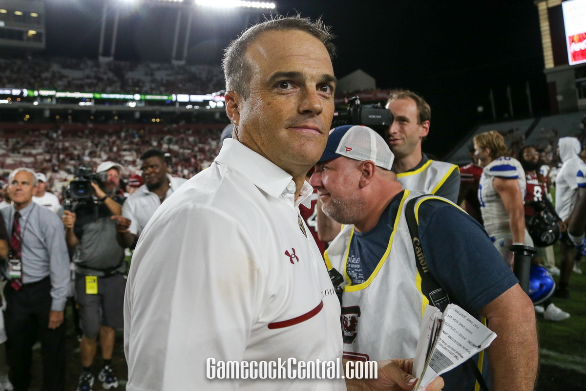 Shane Beamer Assesses South Carolina Defense At Half Vs. Charlotte