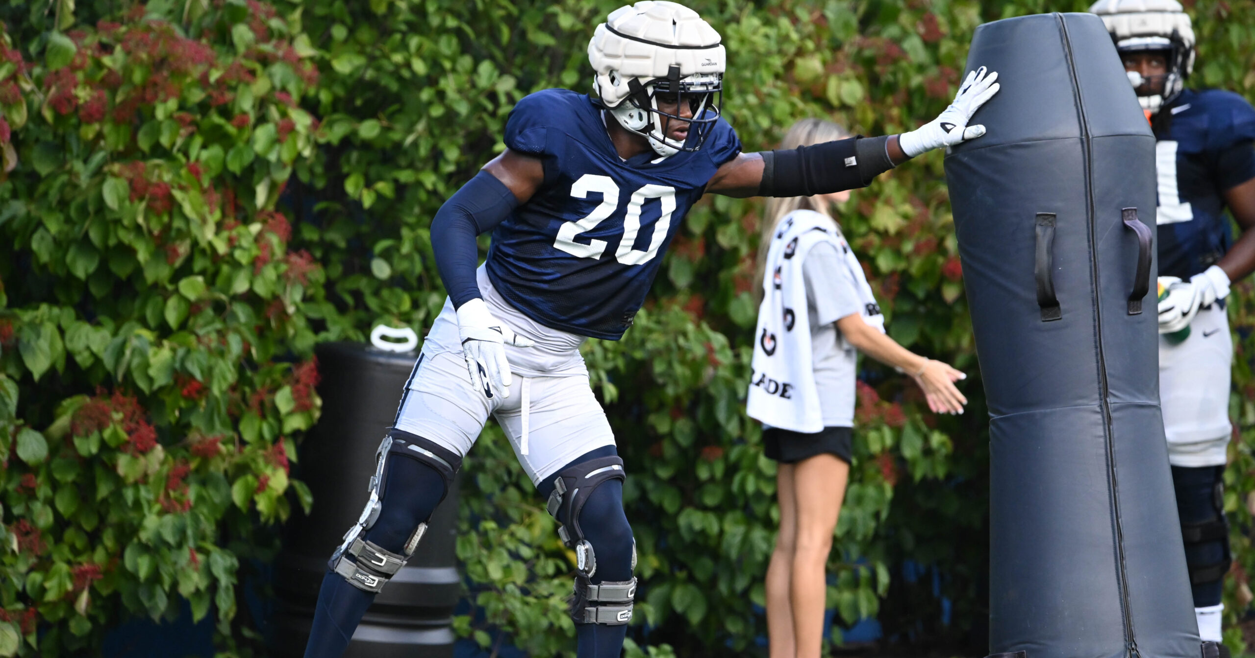 Penn State defensive end Adisa Isaac