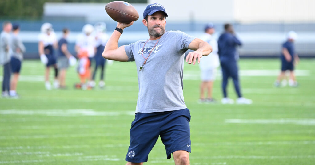 Penn State defensive coordinator Manny Diaz