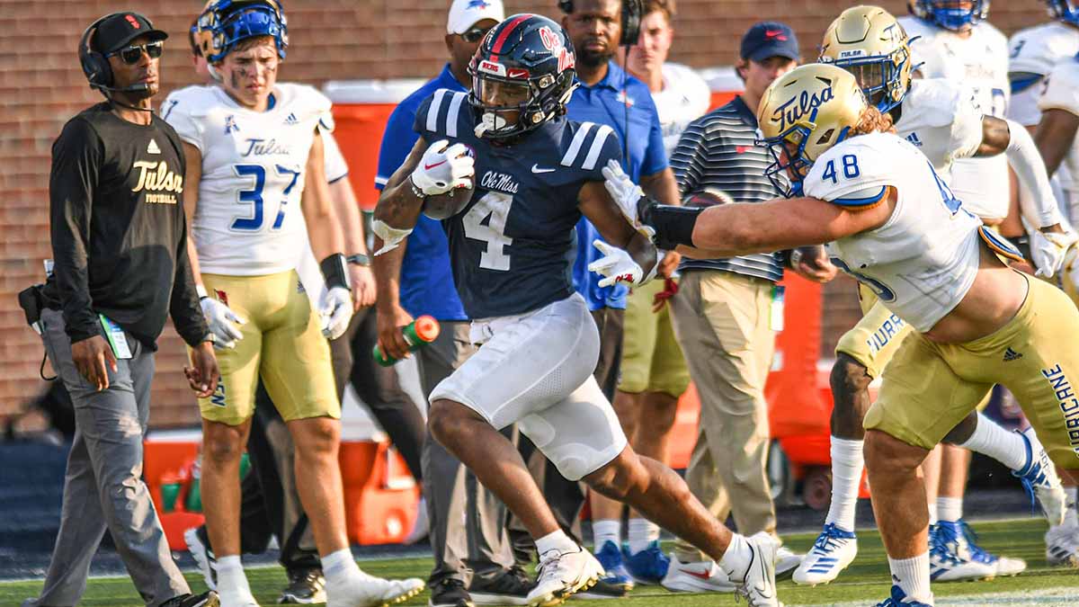 Ole Miss' run game continues to carry the offense