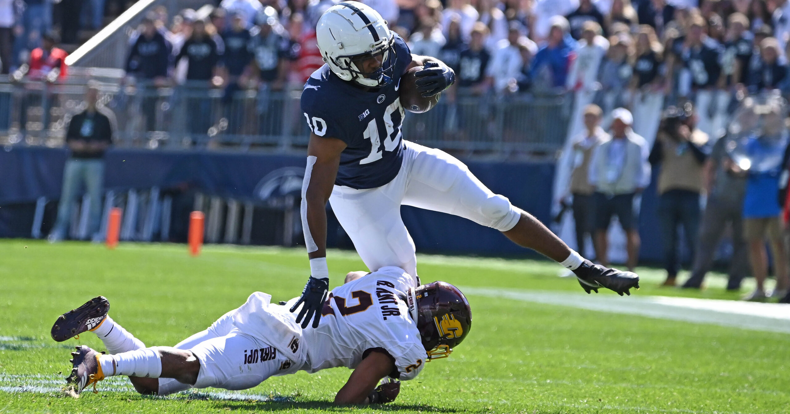 Running back Nick Singleton