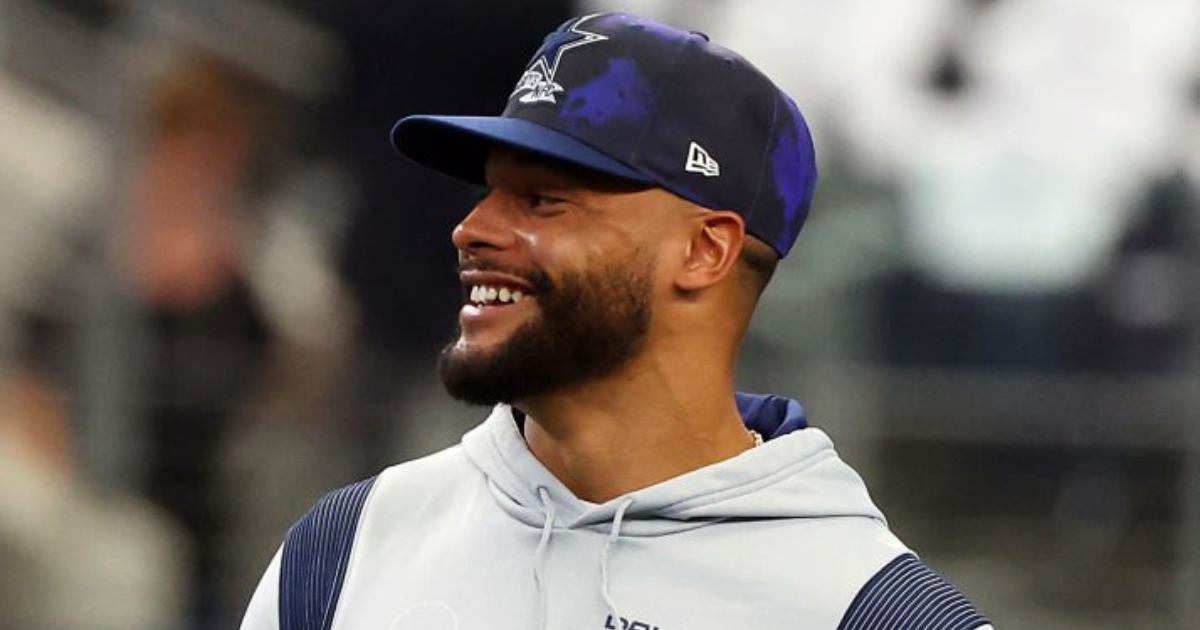 WATCH: Cowboys QB Dak Prescott helps with fan's gender reveal