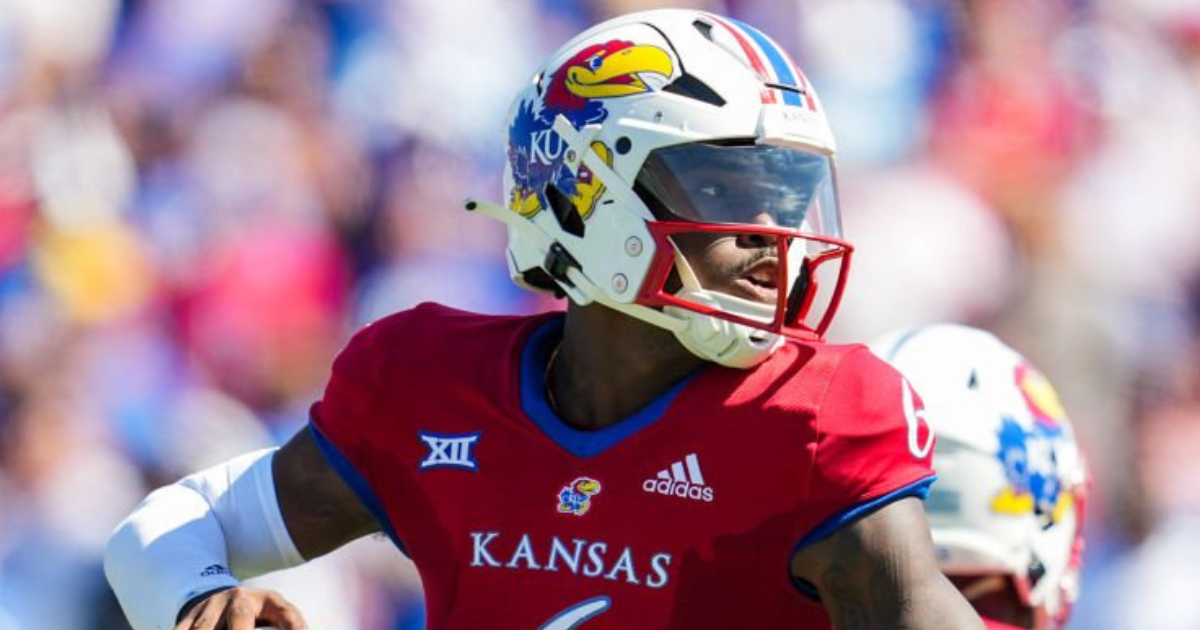 \ud83c\udfc8 No. 3 Texas beats No. 24 Kansas with Jayhawks QB Jalon Daniels out