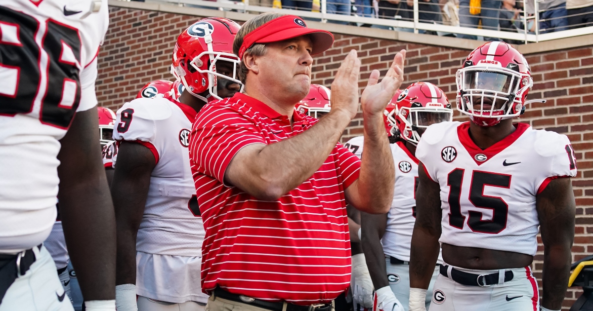 The Daily Recap: Kirby Smart's take on helmet radios in college football -  UGASports