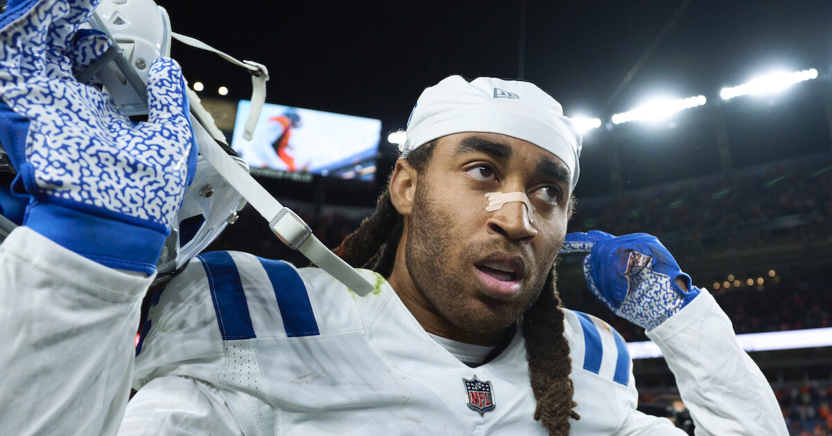 Cowboys' Stephon Gilmore as No. 21: Deion Sanders Reacts, DFW Pro Sports