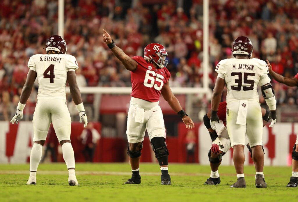 Alabama DB recalls 'unreal' 2022 Texas A&M game when lipreading