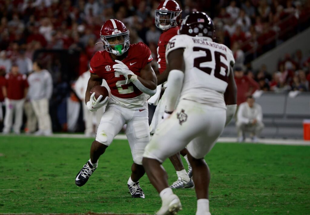 Alabama escapes Texas A&M in deafening 24-20 thriller - WVUA 23