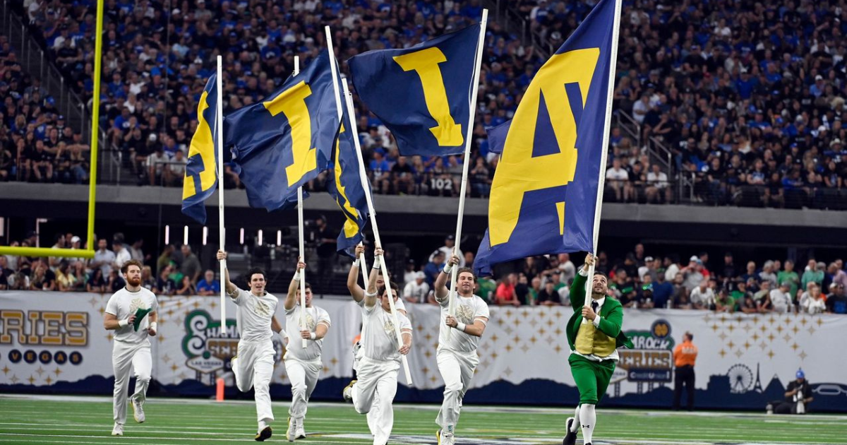 Notre Dame football: Athlon Sports puts two 2022 Irish opponents