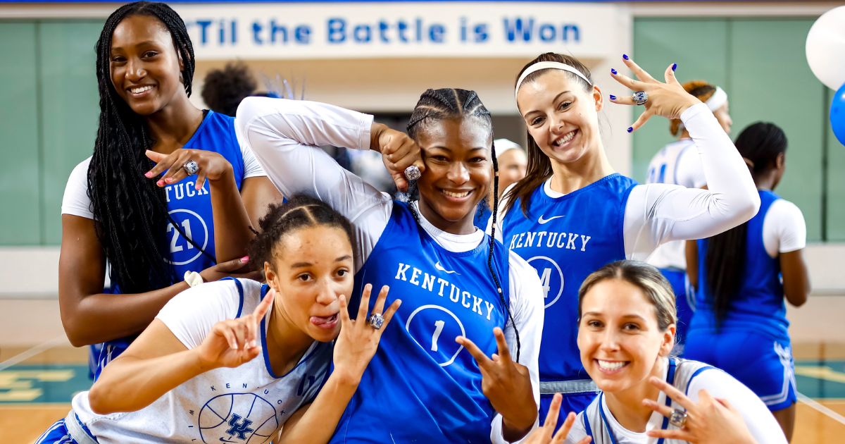 Kentucky WBB Receives SEC Tournament Rings Ahead Of Big Blue Madness