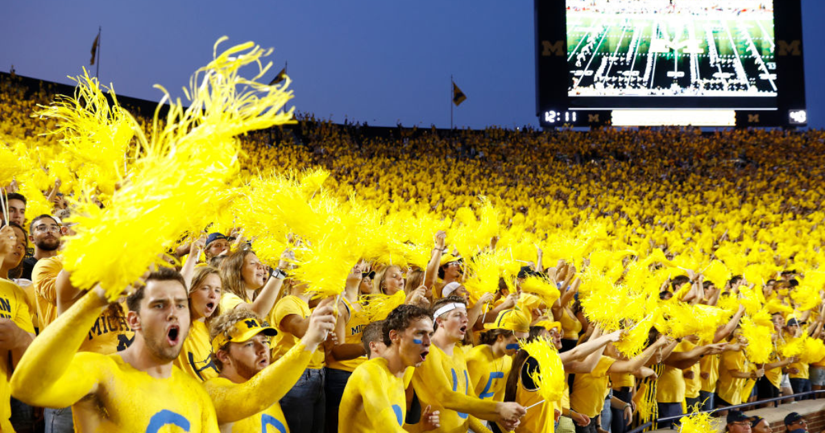 michigan-football-s-history-with-night-games-at-the-big-house