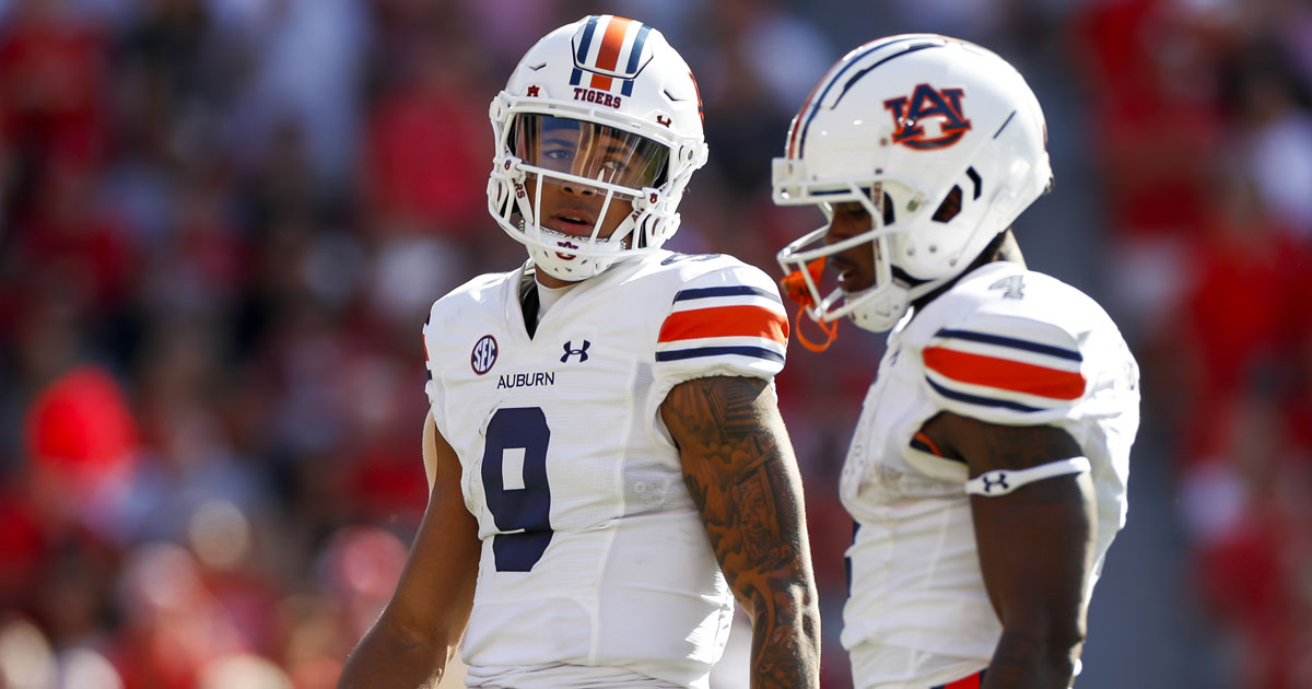 From an Alabama family, QB Robby Ashford 'loved to be different'