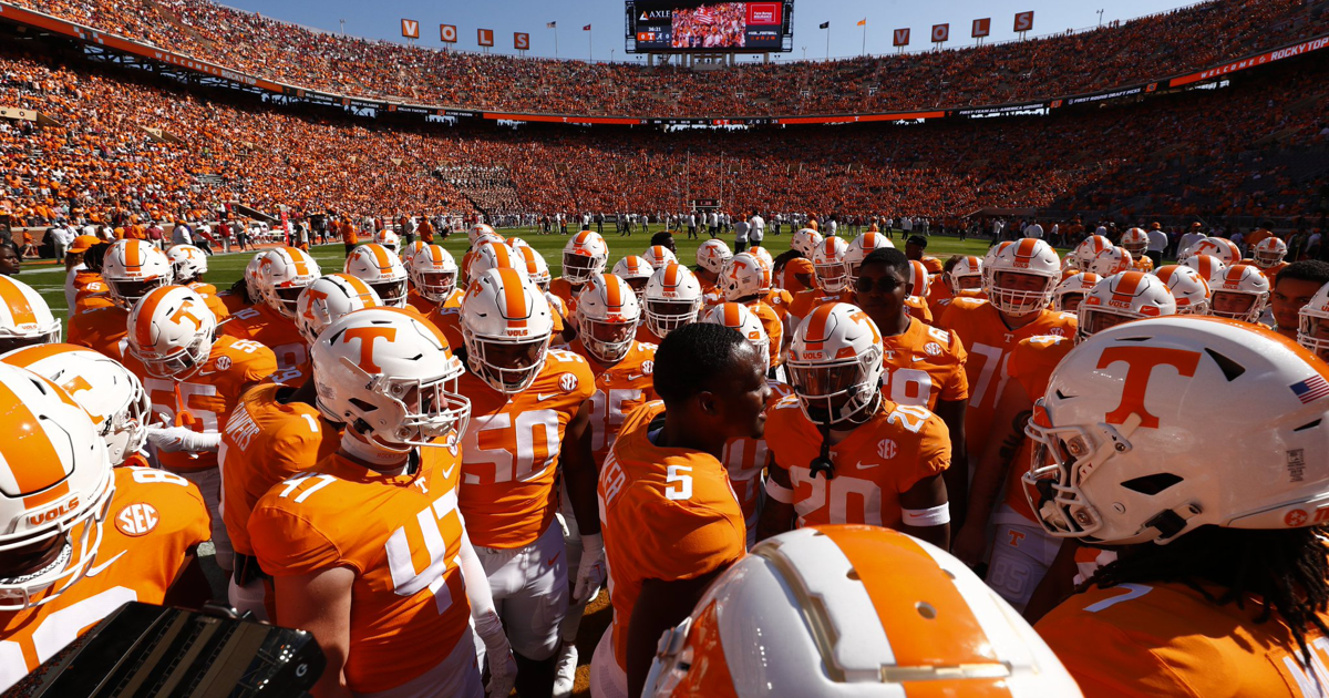 Tennessee Players React To A Win Over The Crimson Tide