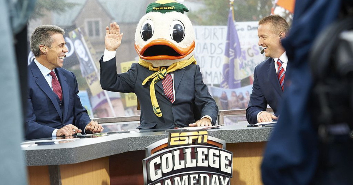 WATCH: ESPN's College GameDay crew picks best team in the country through week  9 - On3