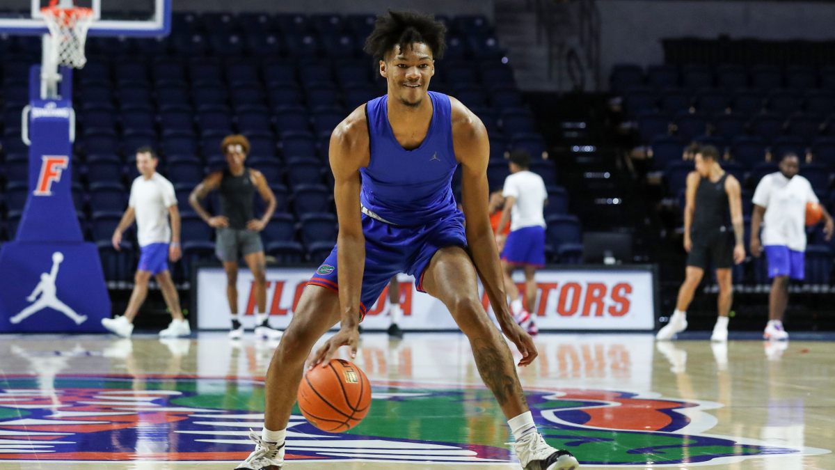 Florida forward Alex Fudge signs Exhibit 10 contract with Los