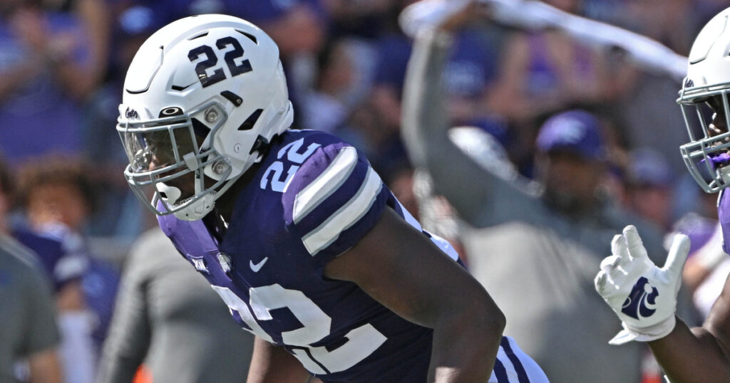 Kansas State linebacker Daniel Green is injured