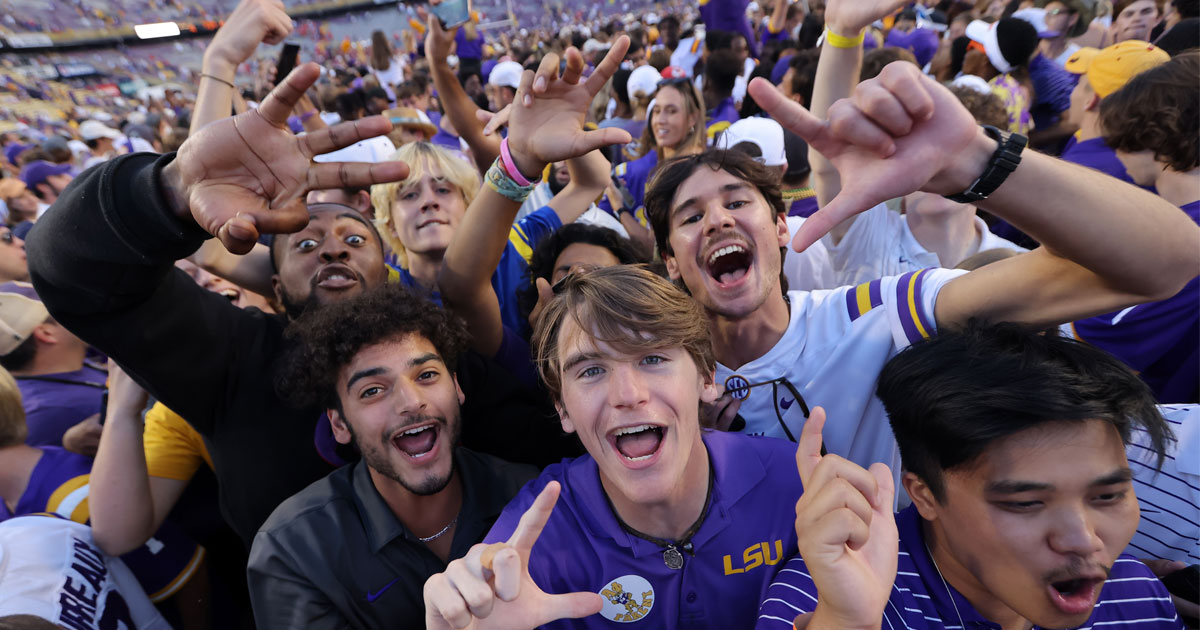 Brian Kelly Has Surprising Reaction To Lsu Fans Storming The Field