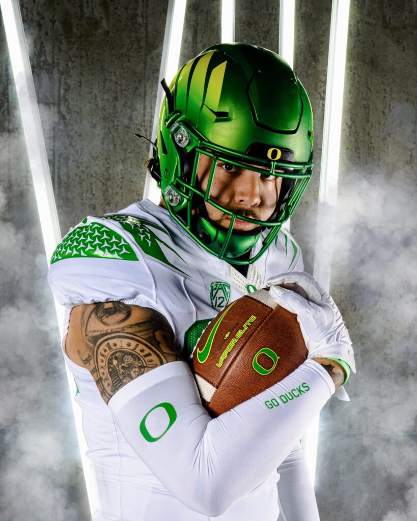 Oregon Ducks Team-Issued #39 Green Jersey with Silver Wings from