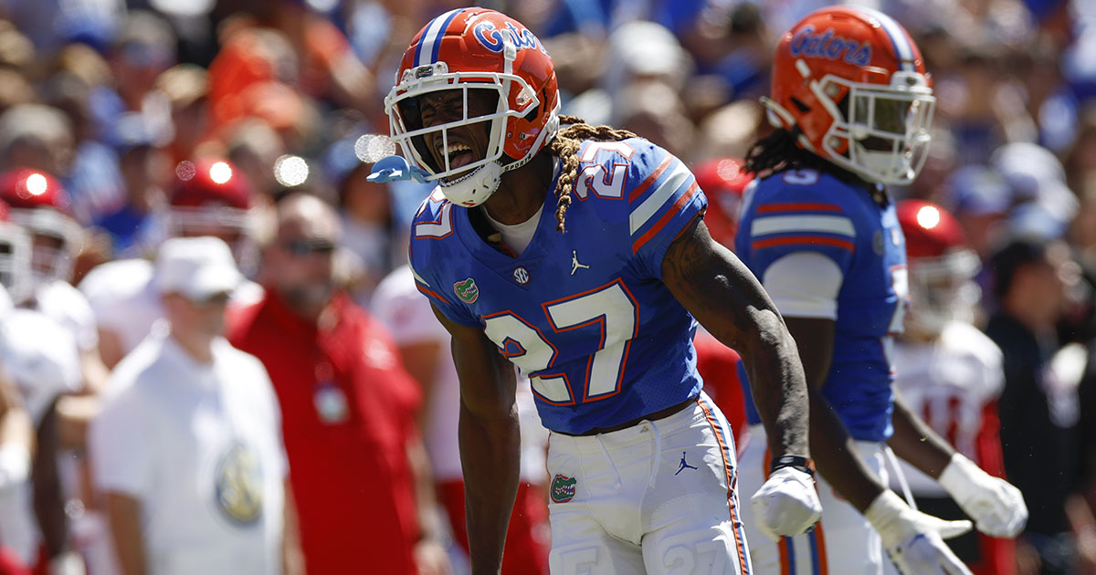 WATCH Jadarrius Perkins wrestles ball away from receiver for