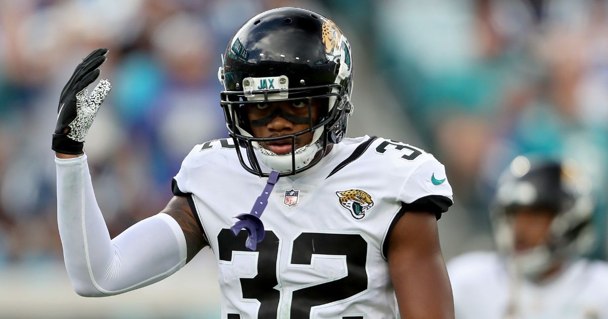 Former Georgia star traded away from contender to perennial bottom dweller