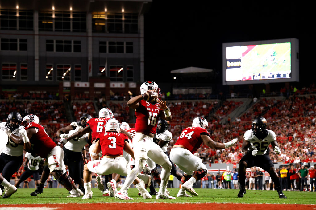 Maryland to Face NC State in the 2022 Duke's Mayo Bowl - University of  Maryland Athletics