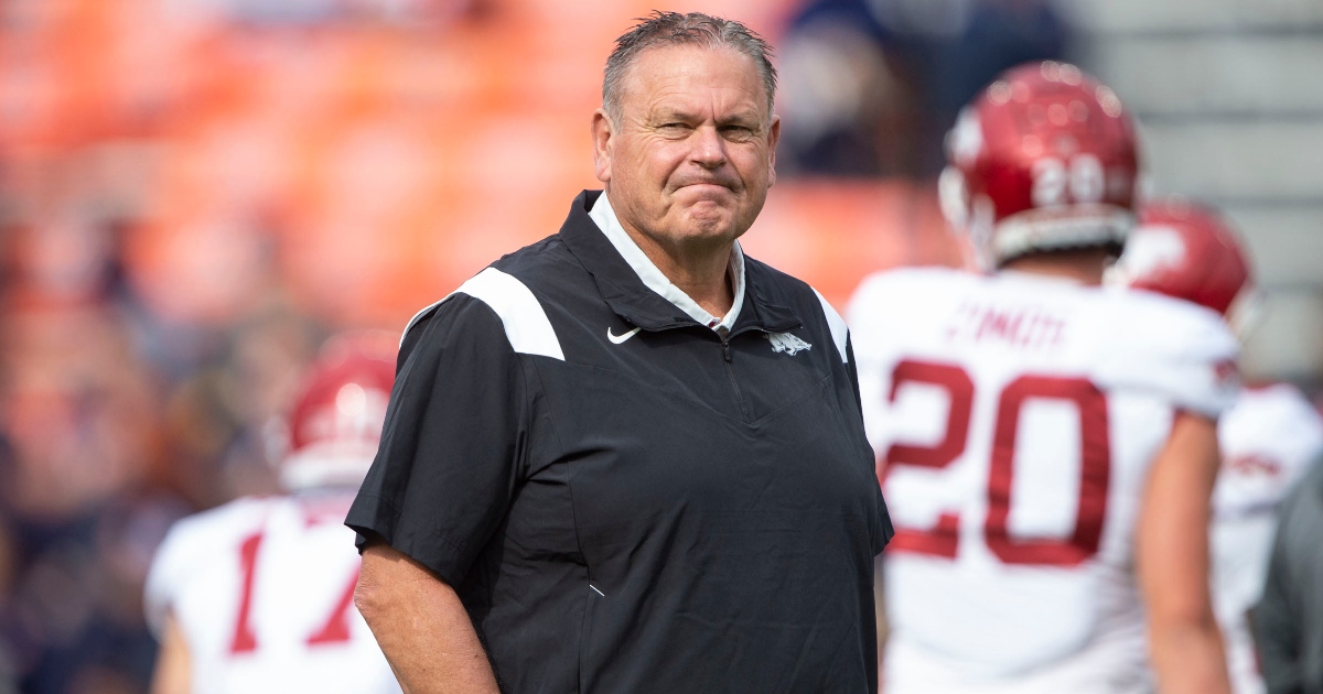 Arkansas head coach Sam Pittman sends message to family of Alex Collins following his death