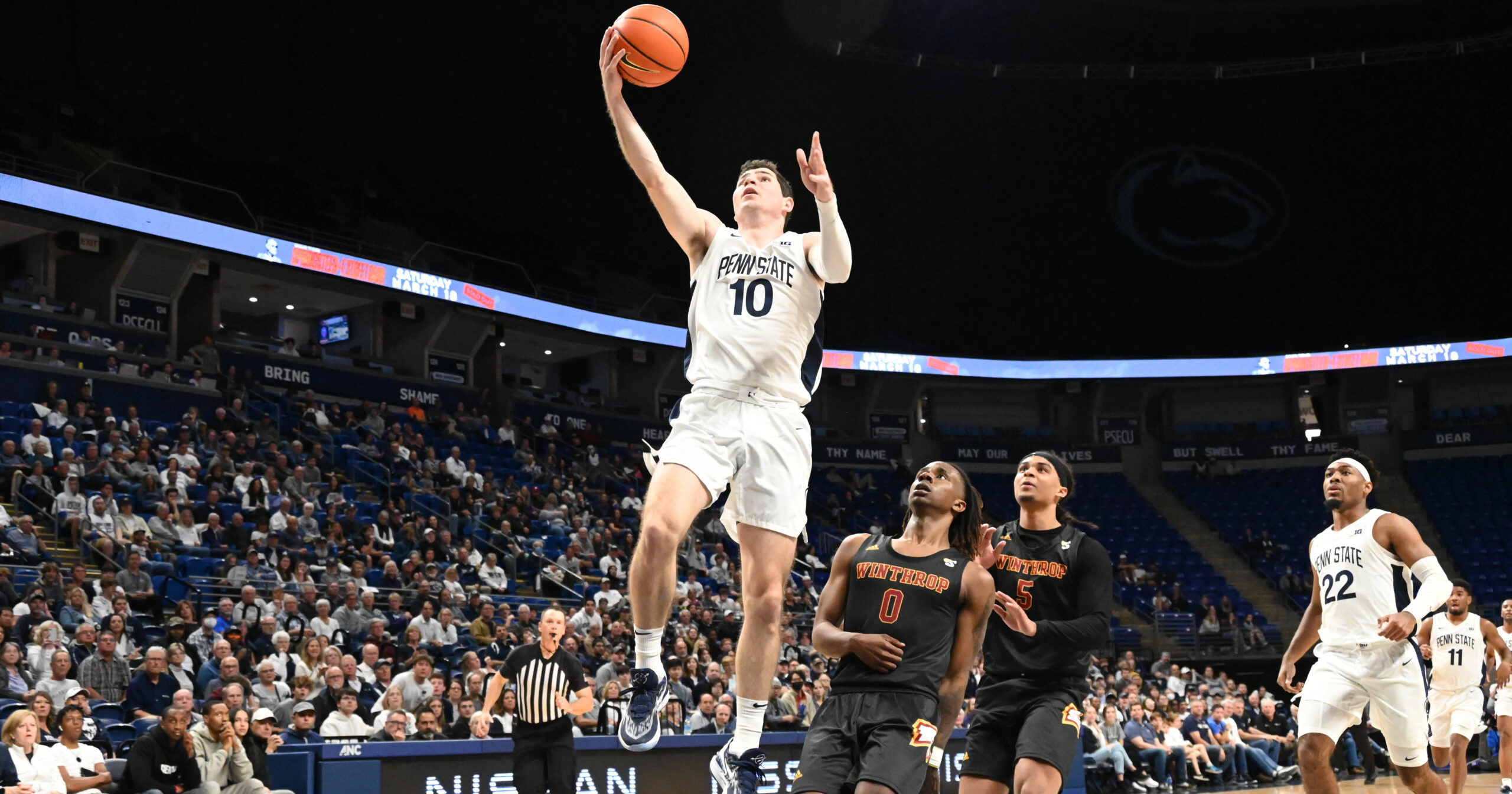 Penn State guard Andrew Funk