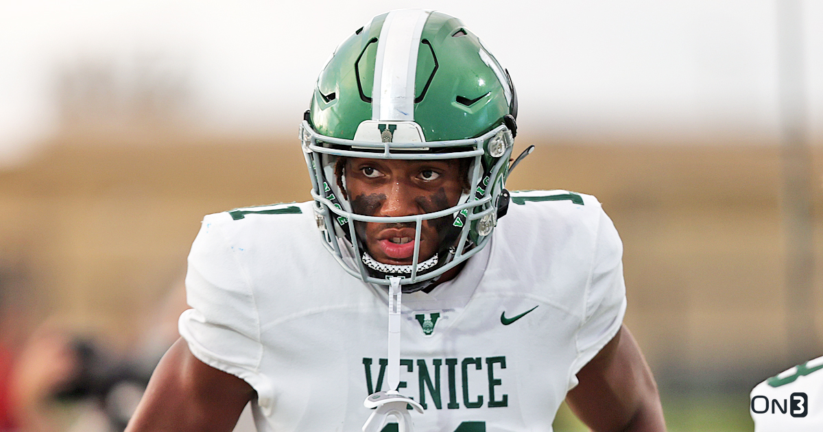 WATCH Damon Wilson, 5star EDGE, forces fumble On3