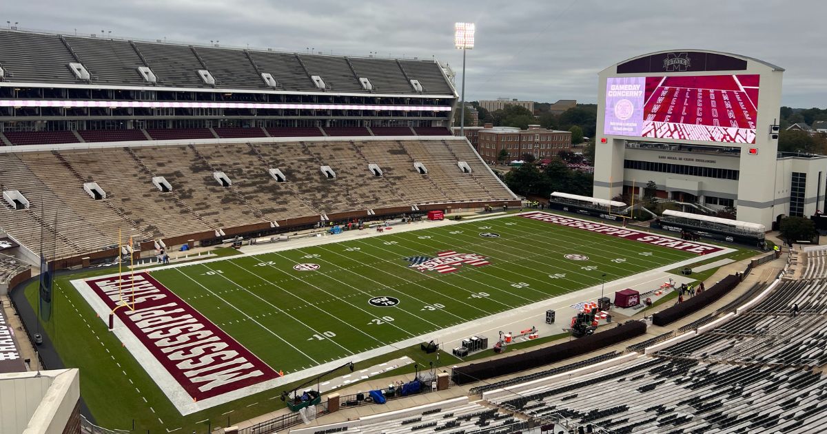 Mississippi State Promotes 2024 SEC Schedule With Nightmare Inducing AI   Davis Wade 