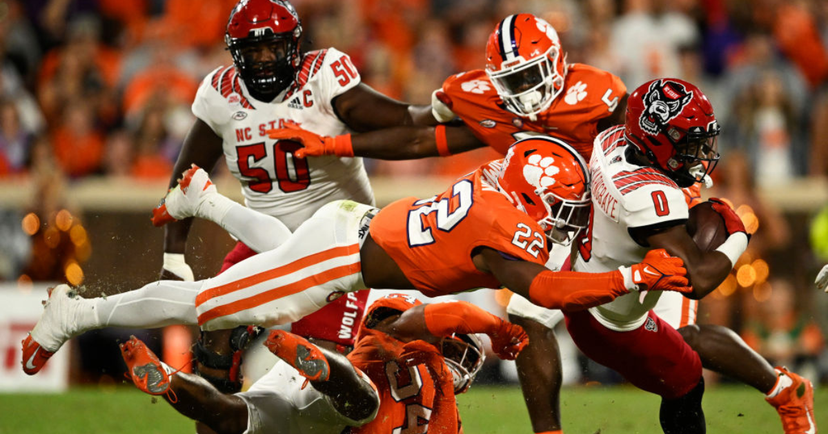 Clemson football: Dabo Swinney updates injuries after Louisville