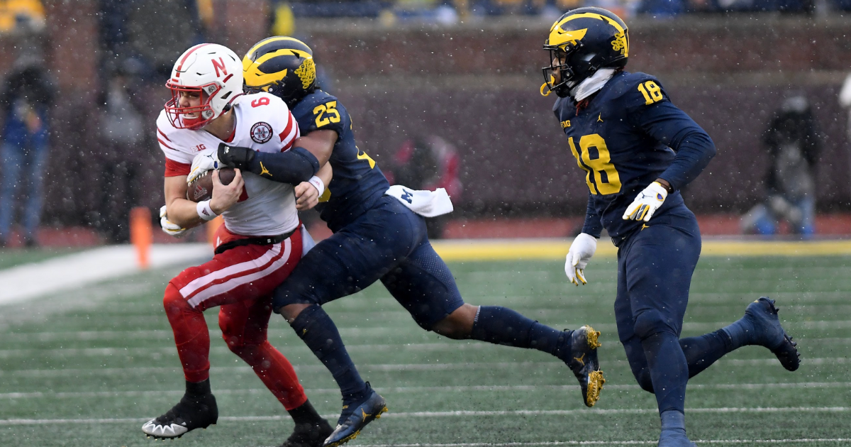 Snap counts and PFF grades from Michigan's win against UNLV. - Maize n Brew