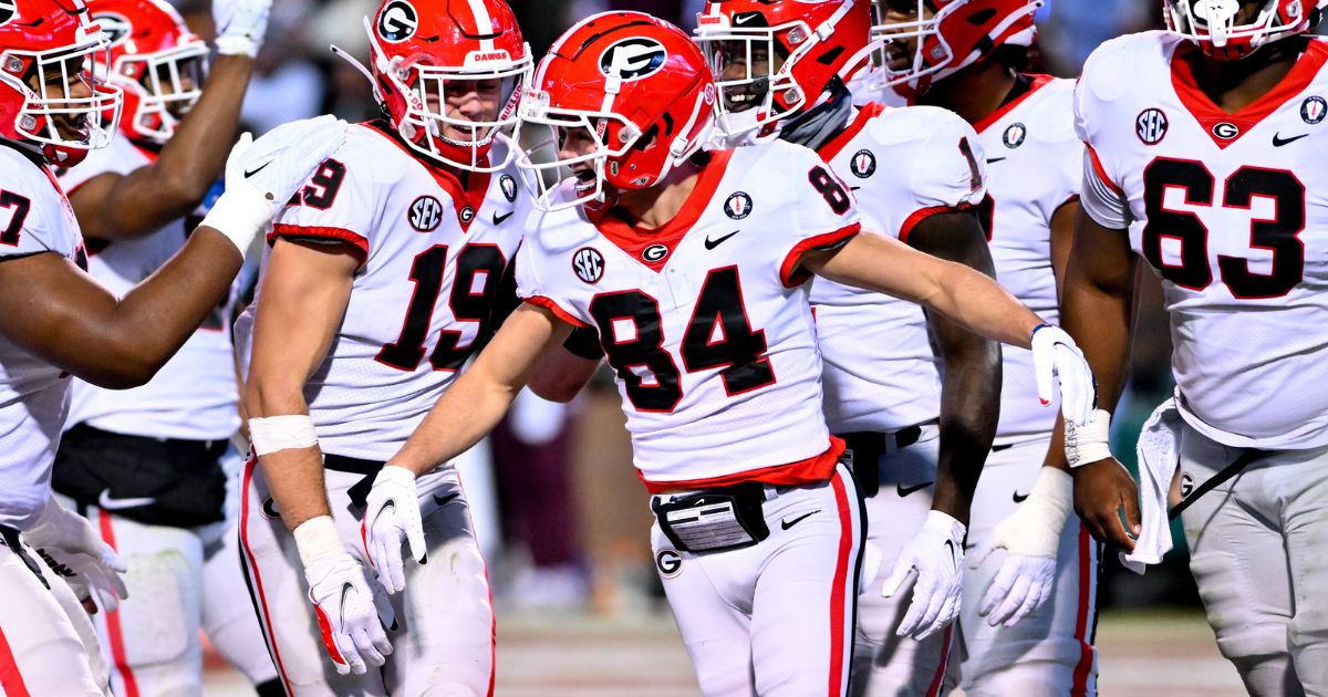 Ladd McConkey kicks into high gear for Georgia in second half