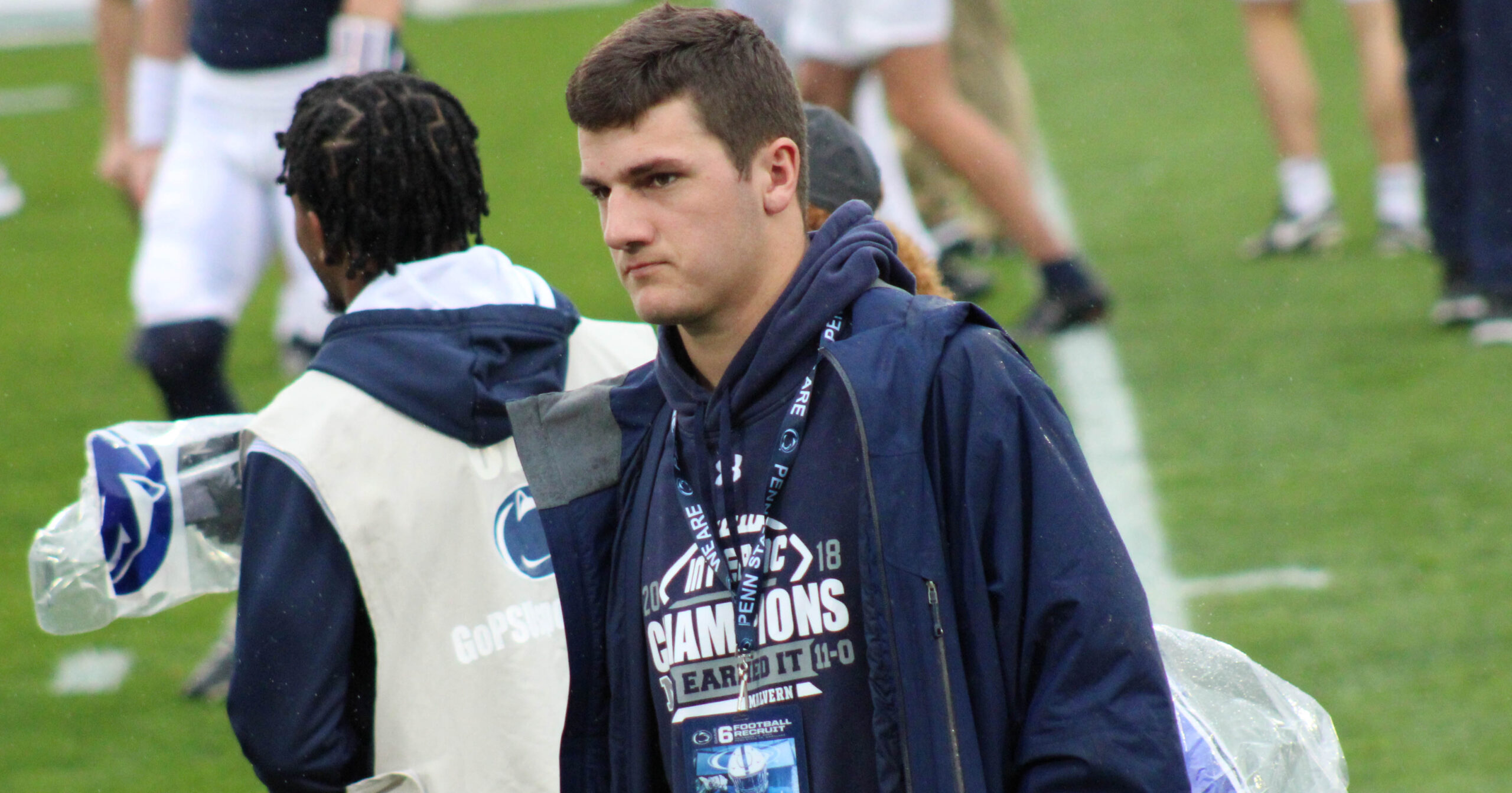 Linebacker Bobby Mears 