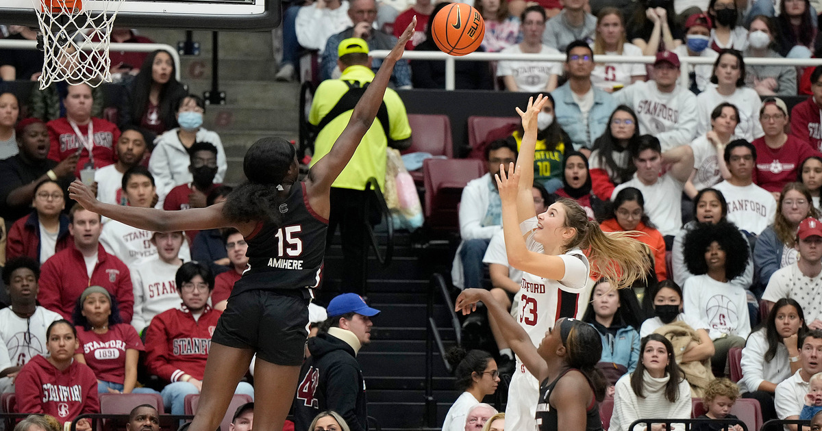 South Carolina women's basketball Gamecocks use incredible fourth