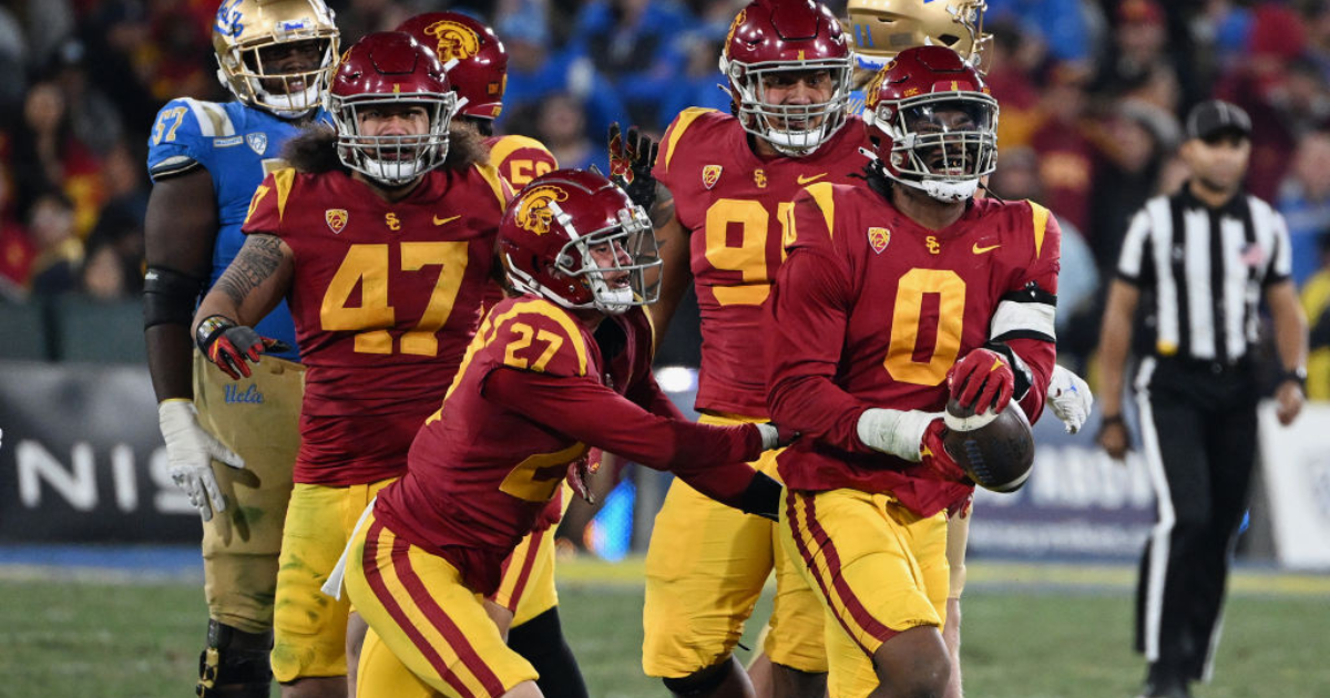 USC Football Recruiting: No. 1 recruit Korey Foreman commits to