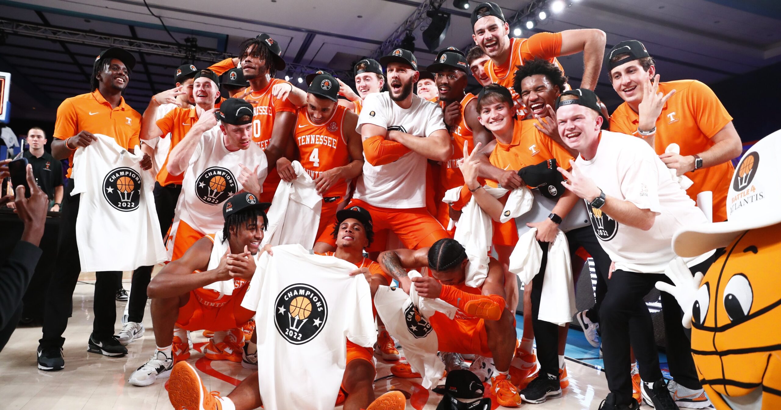 Tennessee Basketball: What Rick Barnes said after beating Kansas