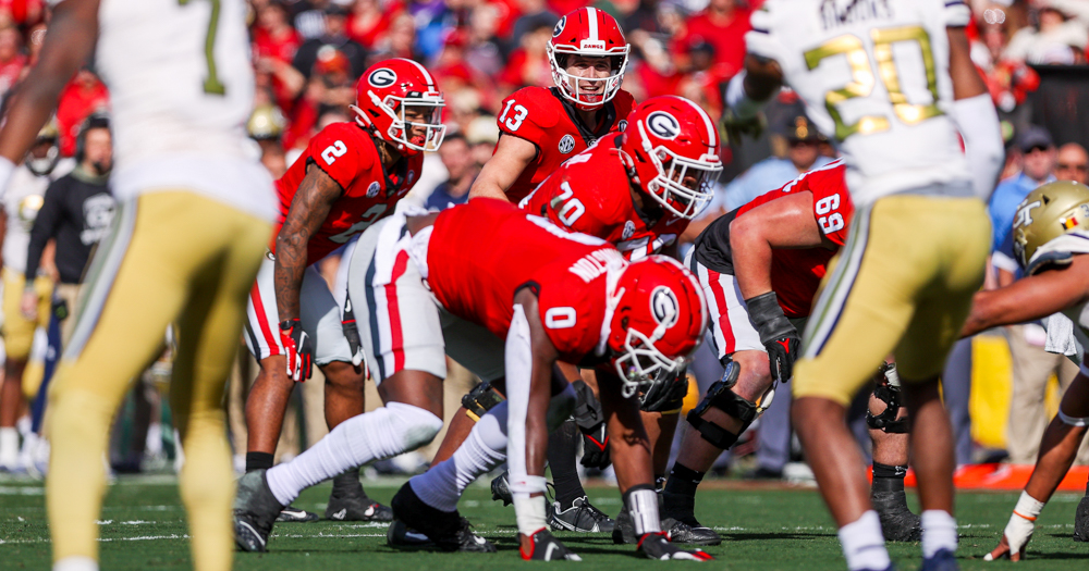 Georgia football sees epic guest star in the Dawg Walk