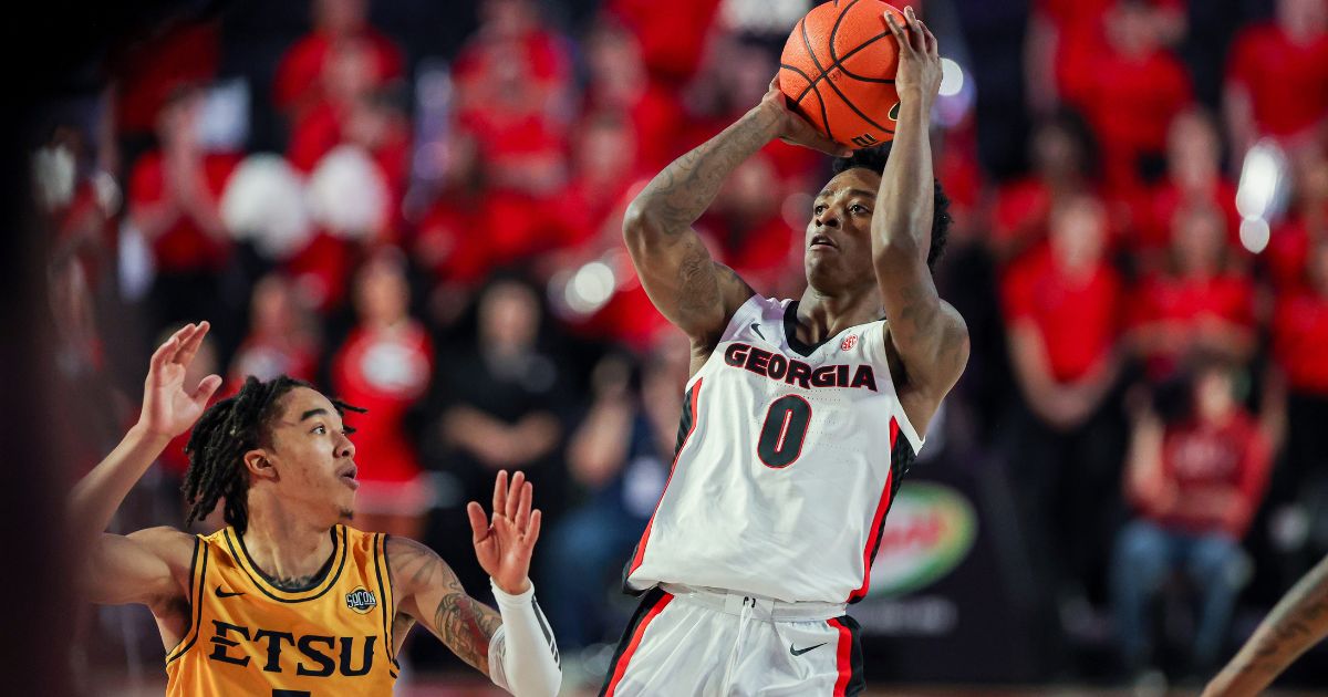 tops ETSU with seasonbest 3point shooting performance