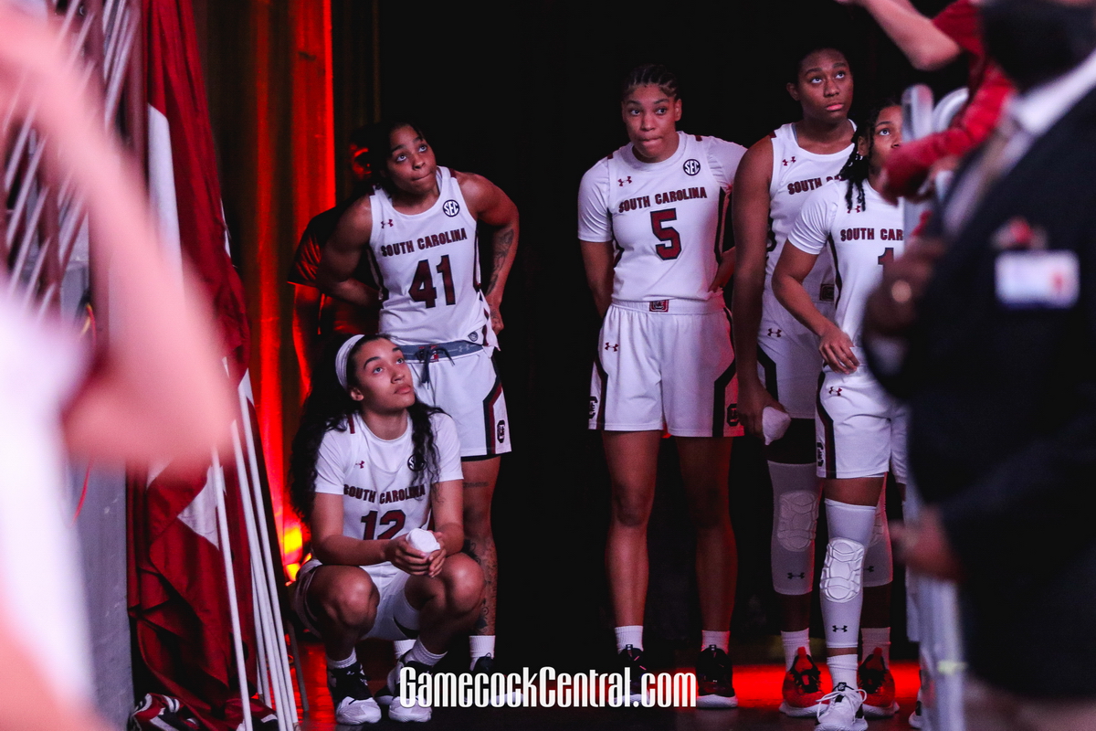 South Carolina Women's Basketball on X: @kbjames01 @TyHarris_52 @dawnstaley  Different kind of Baller now – style 💦💦💦💦  / X