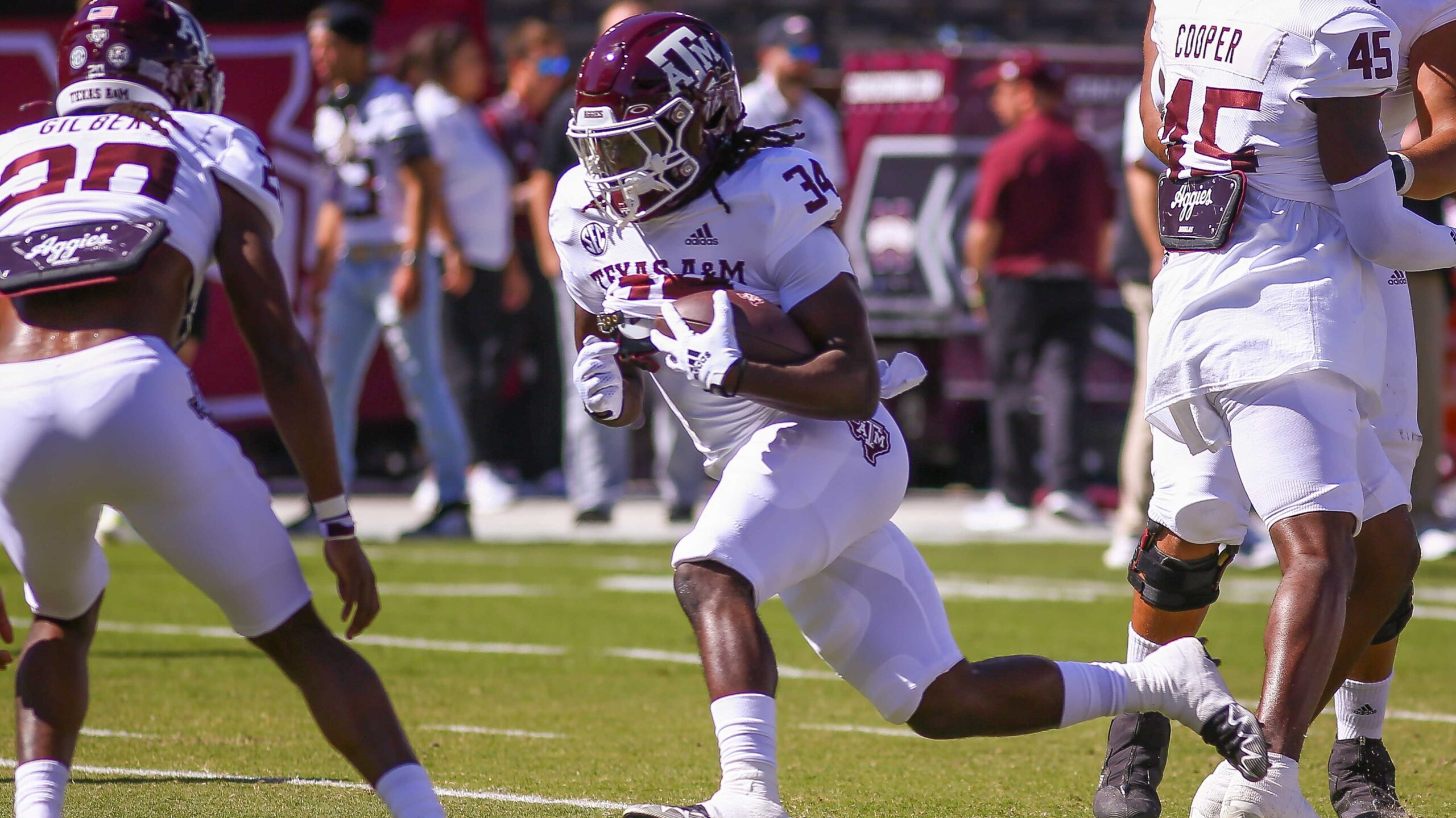 Texas A&M RB LJ Johnson Jr. Enters Transfer Portal