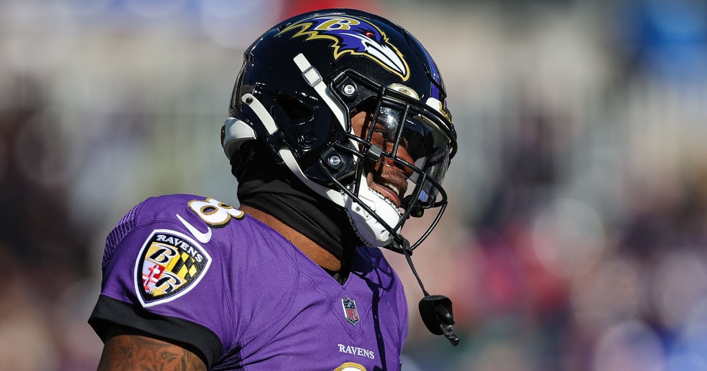 Baltimore Ravens risk losing quarterback Lamar Jackson as team ponders  surprise move - Mirror Online