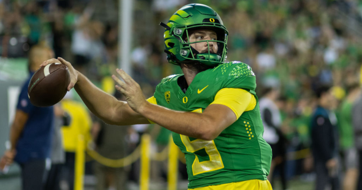 Oregon Quarterback Jay Butterfield Enters Transfer Portal On