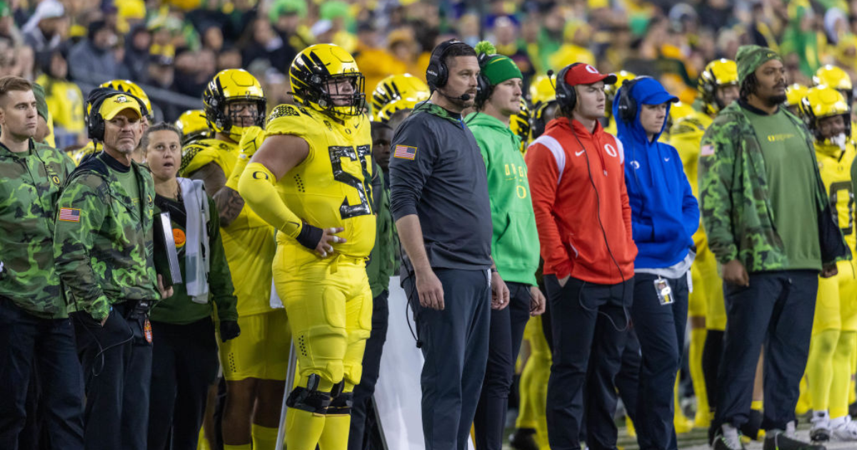 Oregon Ducks Fall Out Of Top 10 In Penultimate CFP Rankings - On3